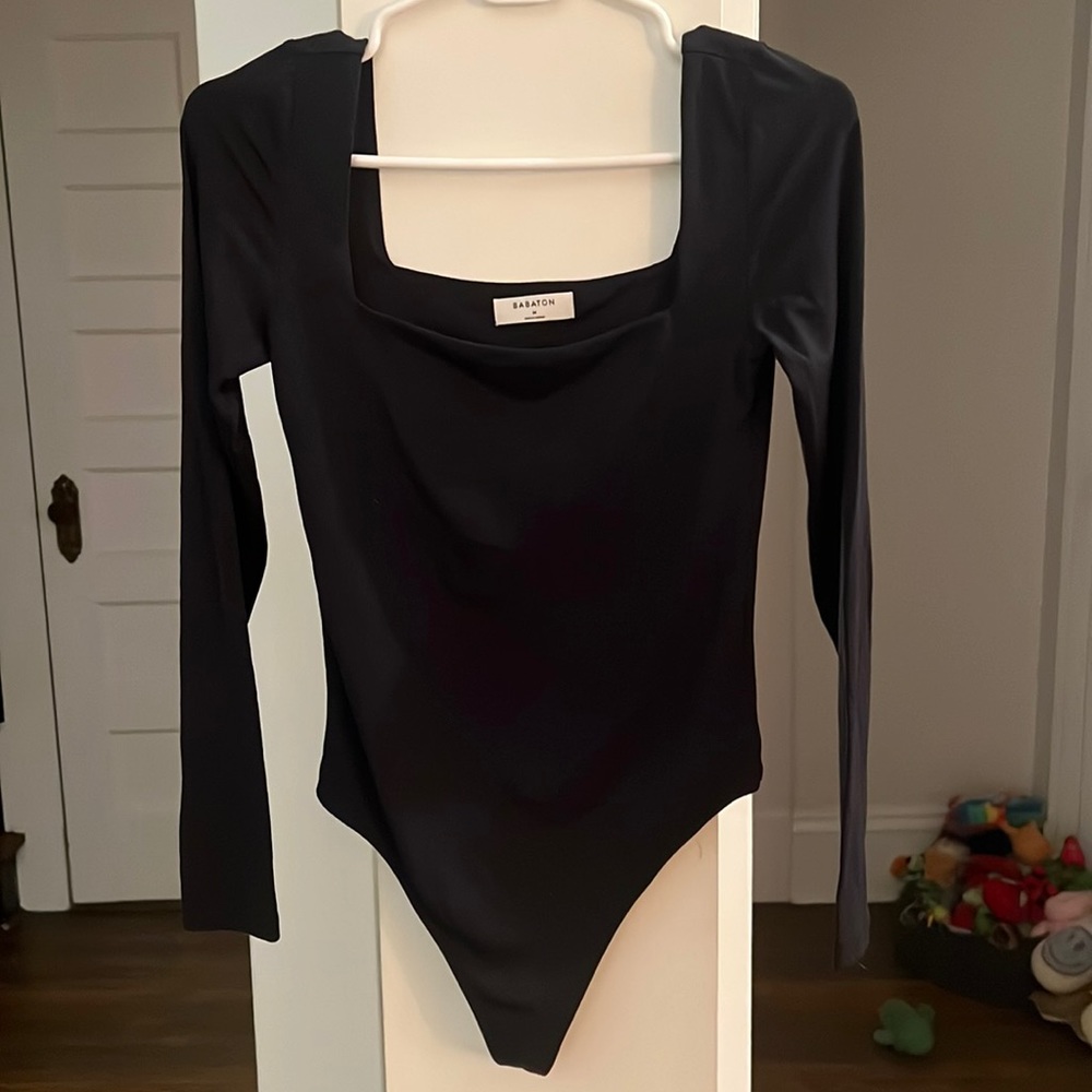 Black Aritzia Babaton Long Sleeve Squareneck Bodysuit Size M
